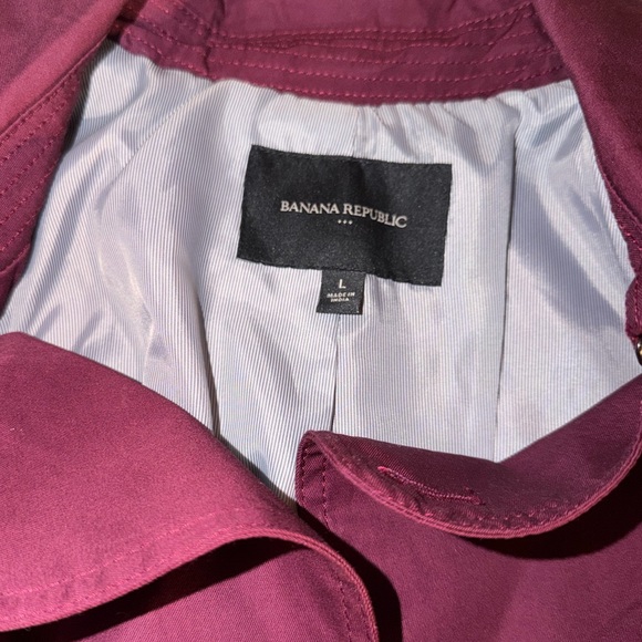 Banana Republic Burgundy Trench Coat - Picture 2 of 5